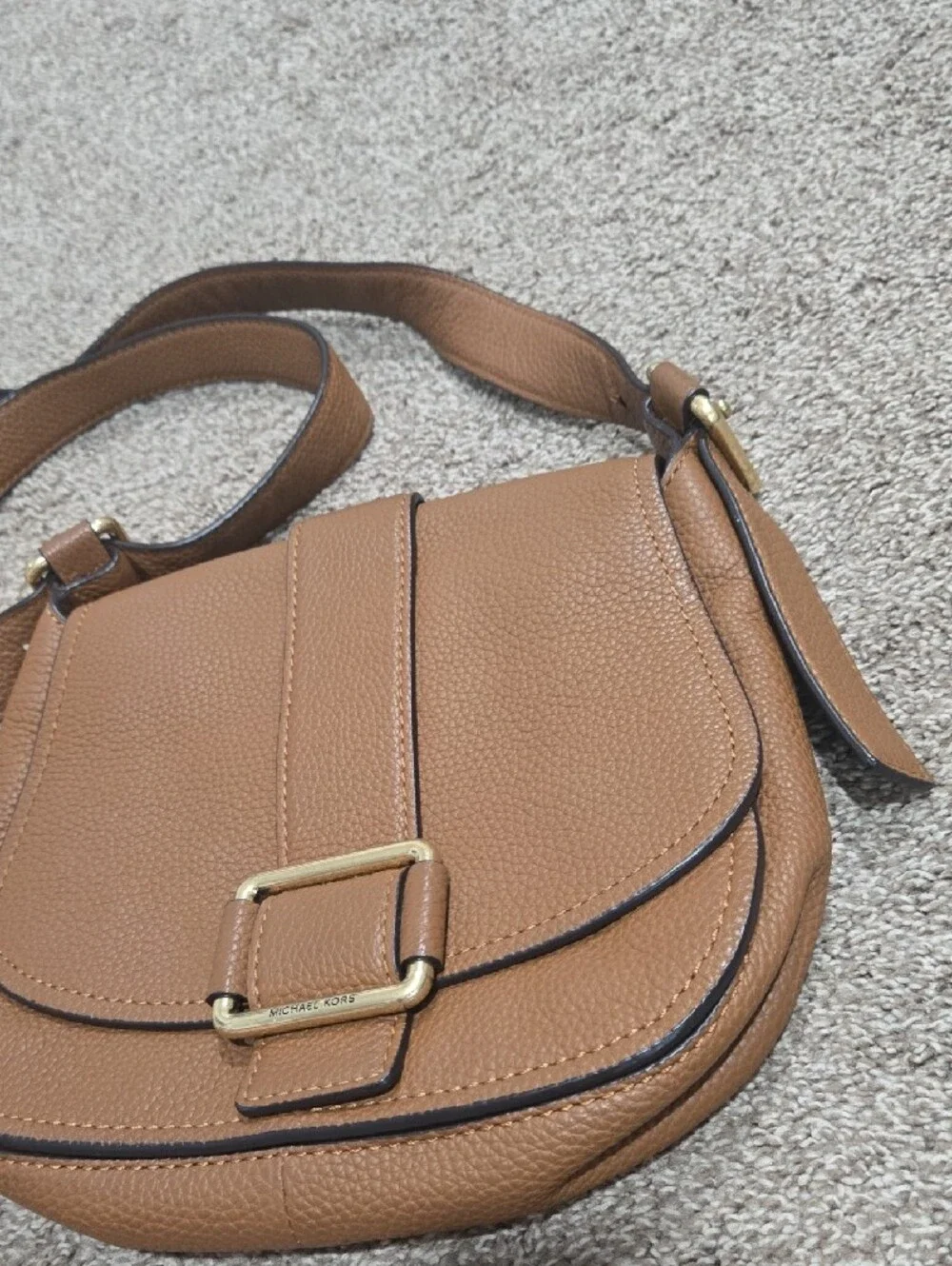 Michael Kors Leather Crossbody Saddle Bag in Tan